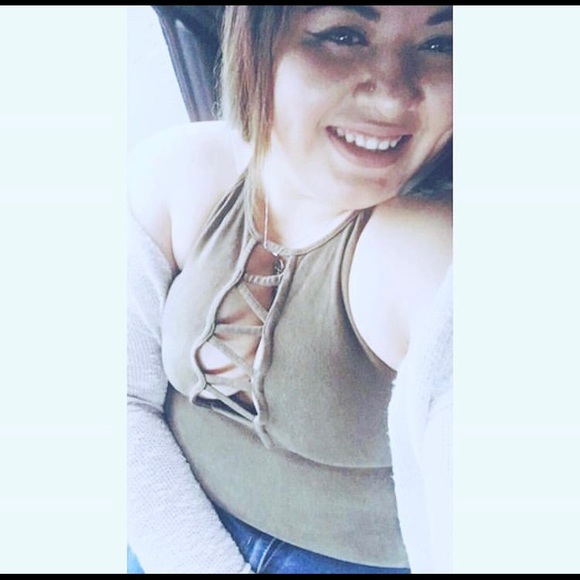 Meet your Posher, Andreina - Picture 3 of 4